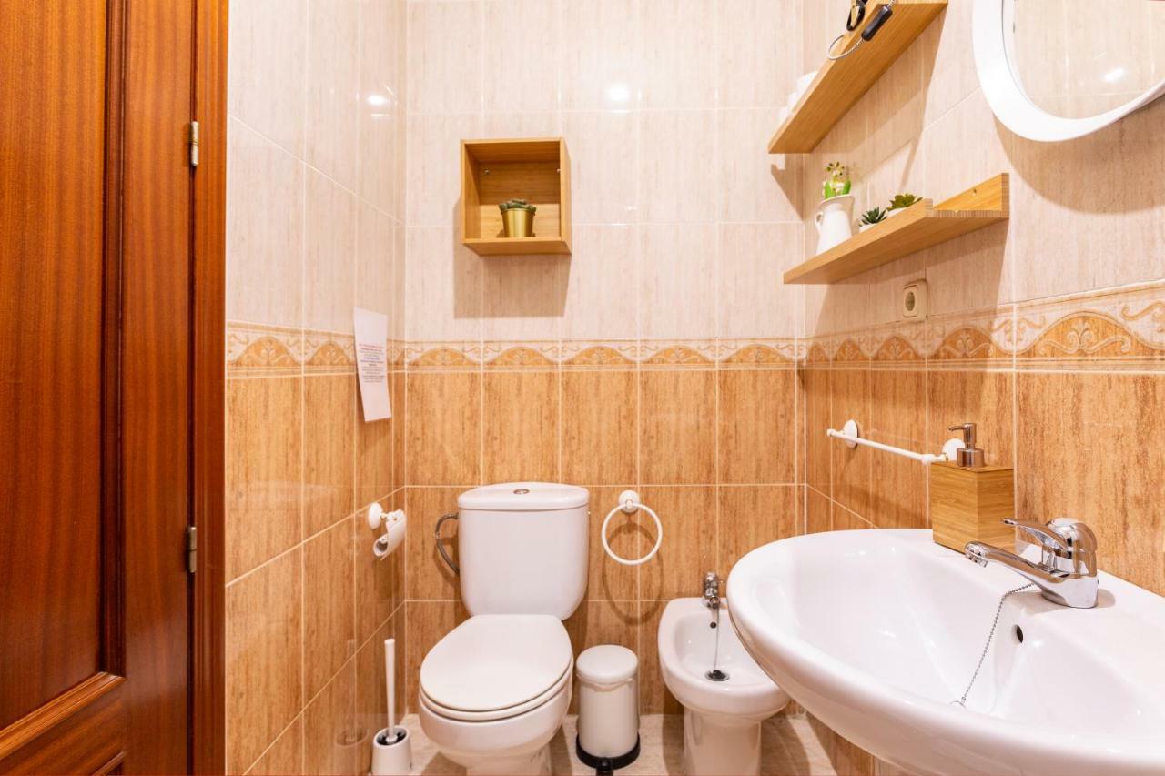 Serva La Bari Shared Apartment 세비야 외부 사진
