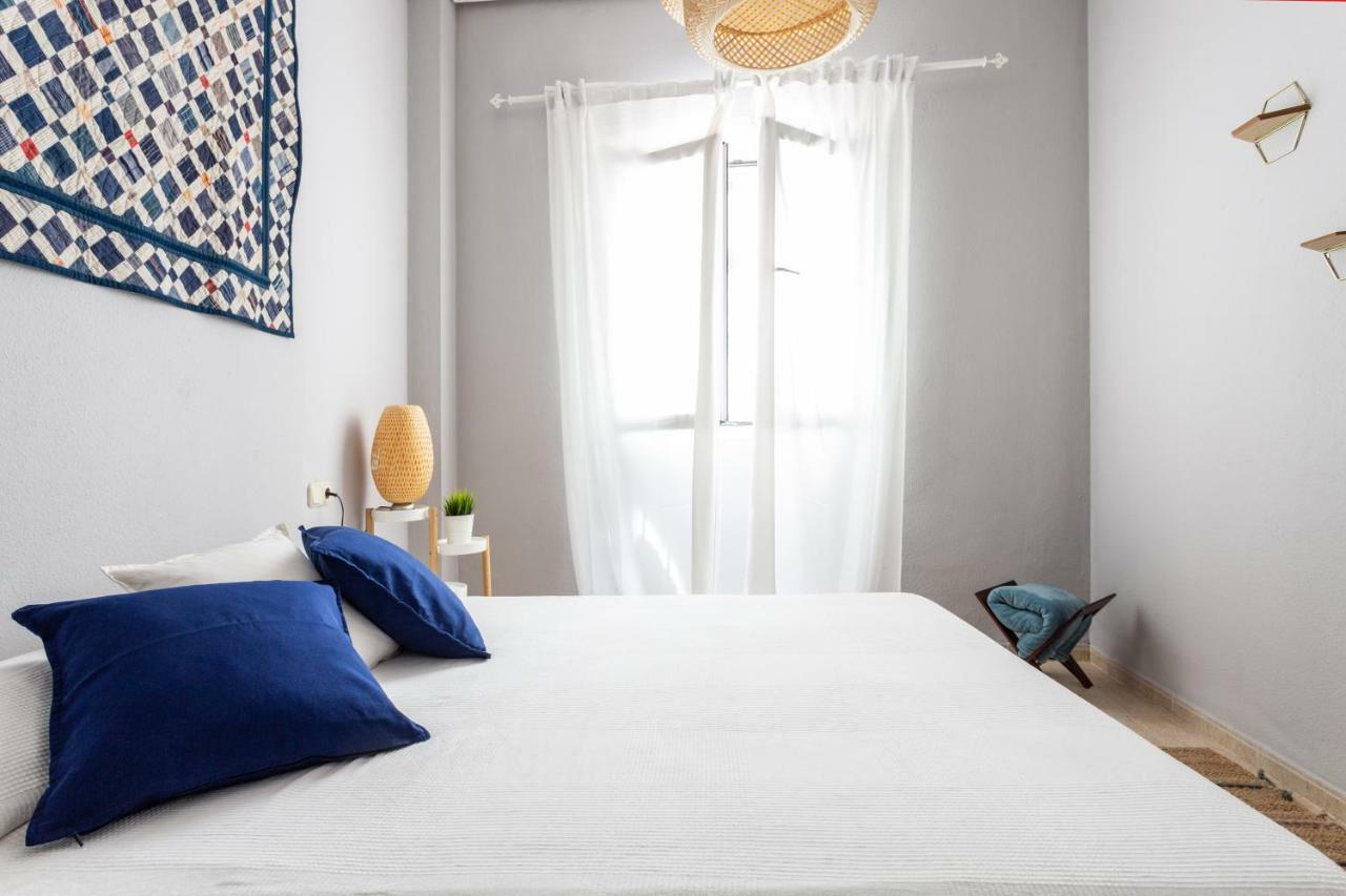 Serva La Bari Shared Apartment 세비야 외부 사진