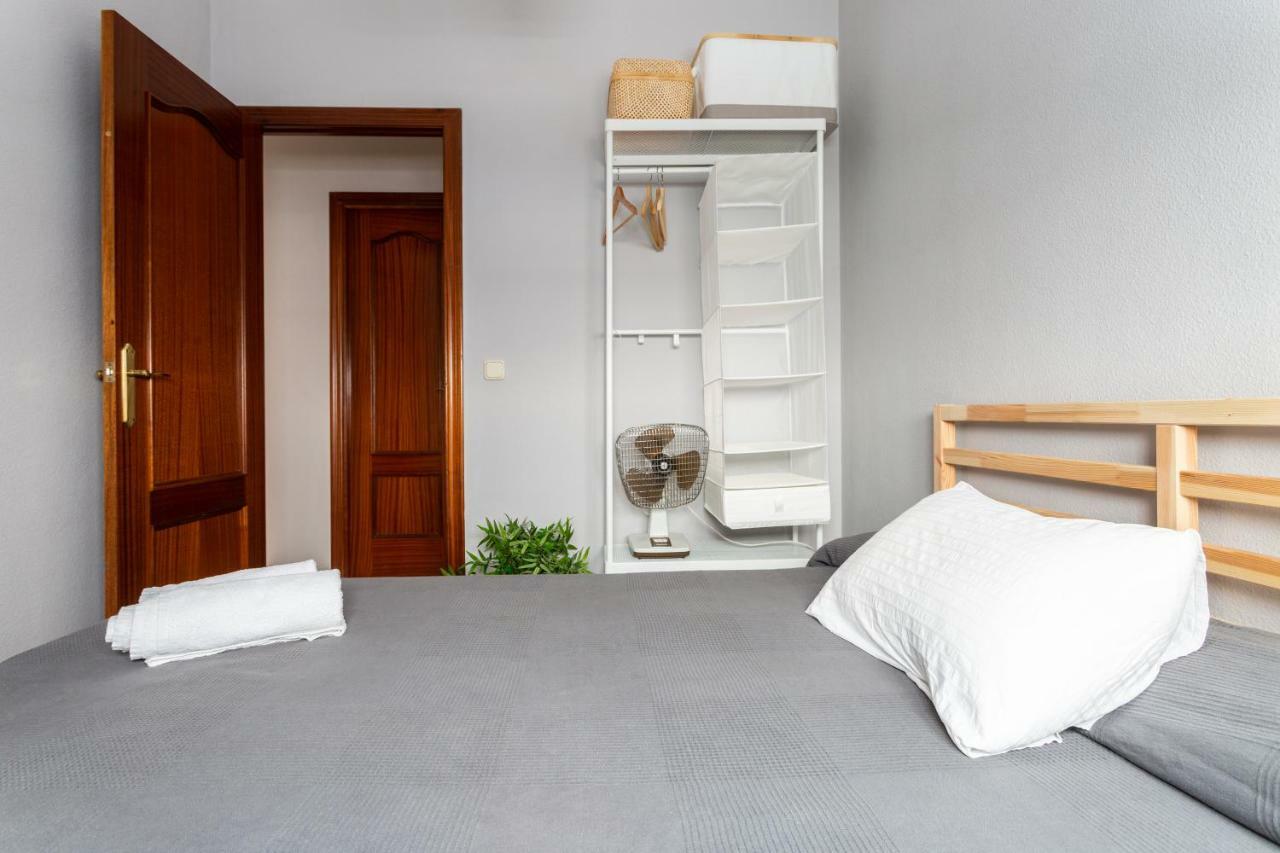 Serva La Bari Shared Apartment 세비야 외부 사진