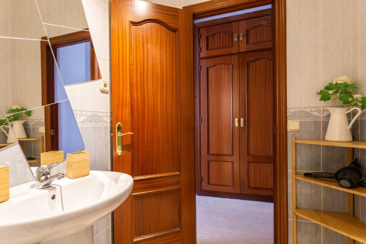 Serva La Bari Shared Apartment 세비야 외부 사진