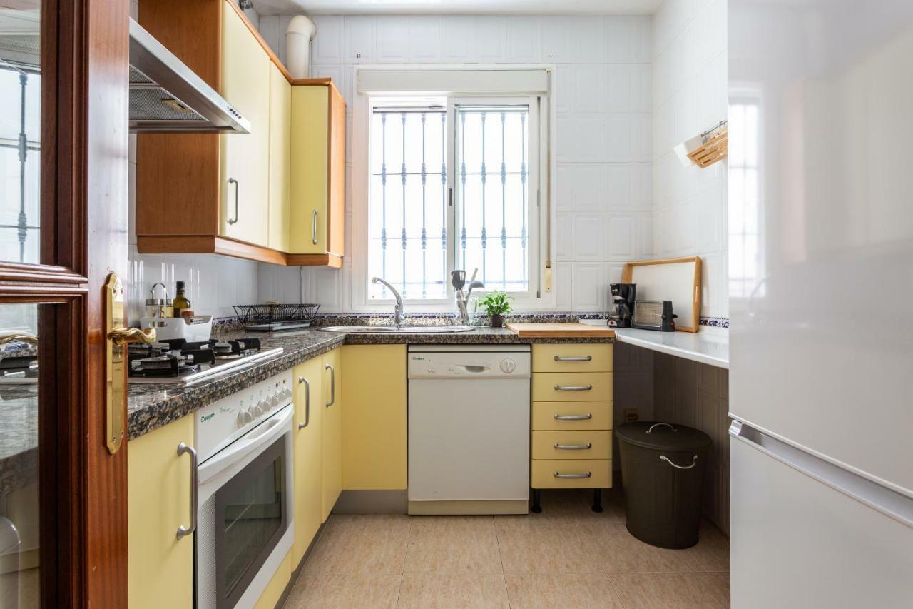 Serva La Bari Shared Apartment 세비야 외부 사진