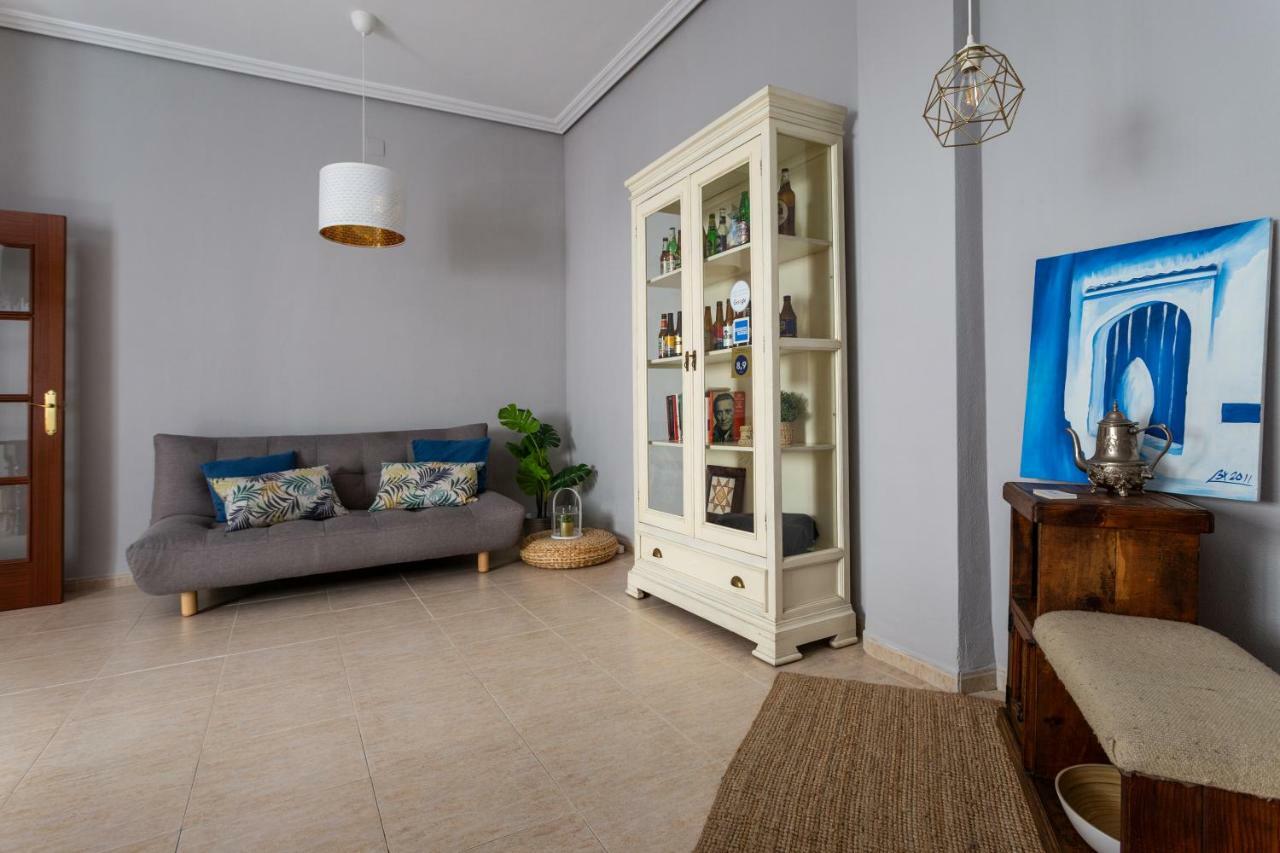 Serva La Bari Shared Apartment 세비야 외부 사진